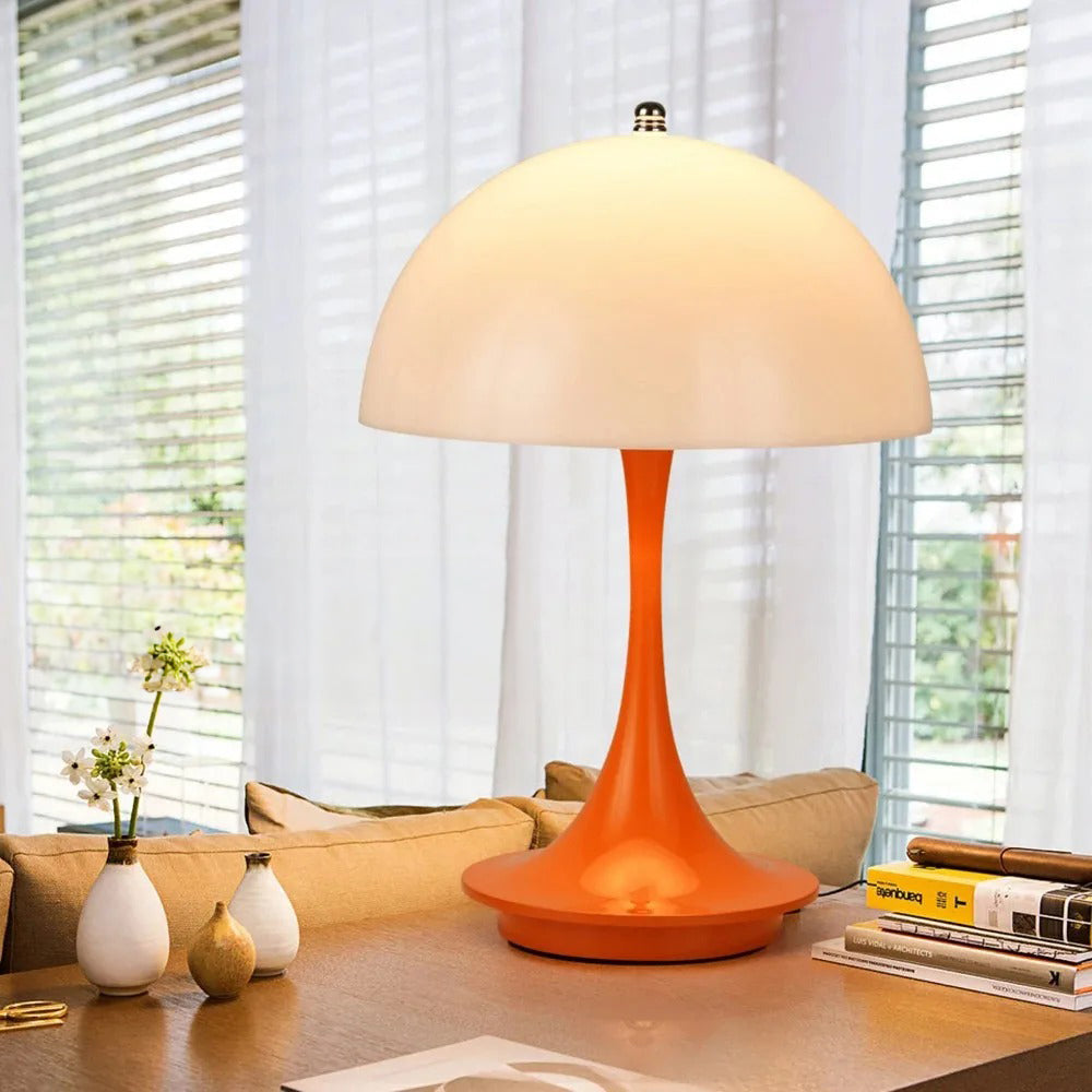 Kantarell - Scandinavian Table Lamp