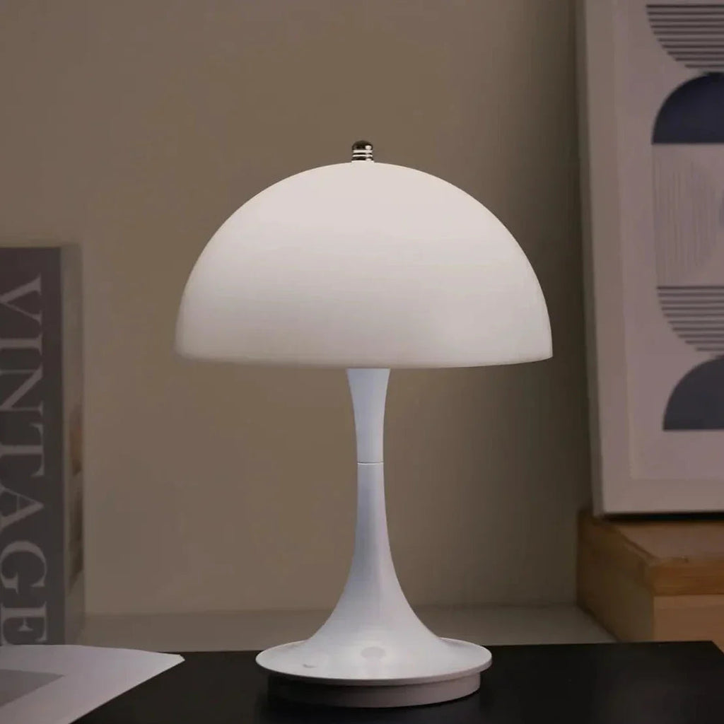 Kantarell - Scandinavian Table Lamp
