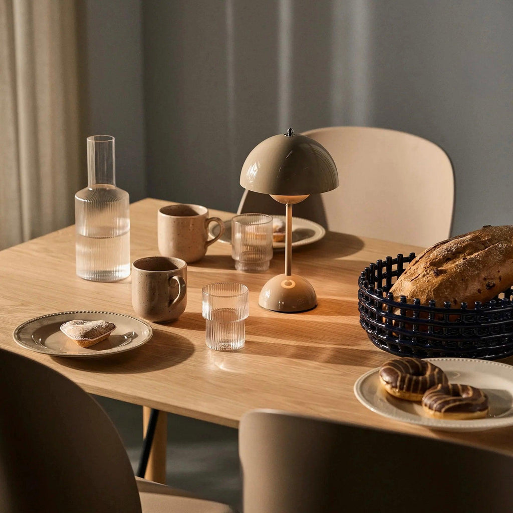 Partiolainen - Scandinavian Table Lamp