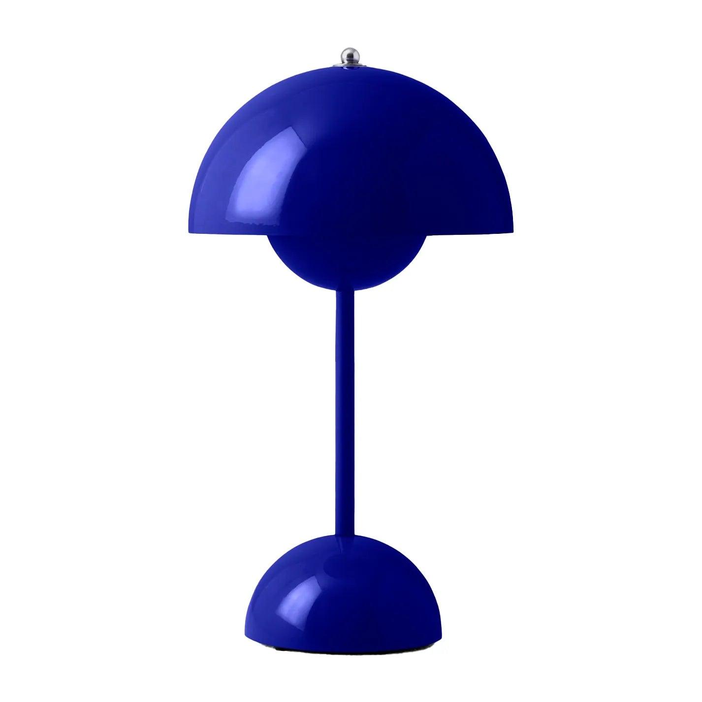 Partiolainen - Scandinavian Table Lamp
